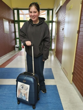 c9a90f68-6fd7-4661-afbf-78d978cbe1c5